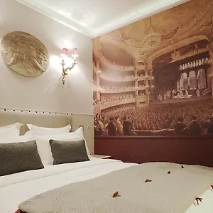 Apartment Palais Royal Chicsuites 
